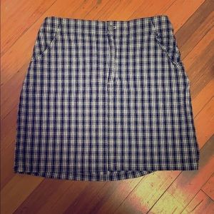 Plaid black and white skirt (Hollister)